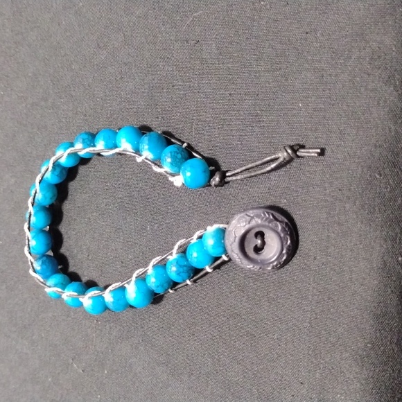 Loom weave bracelet - Picture 2 of 5